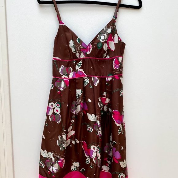 Guess Silk Floral Garden Dress - Size Small - Picture 1 of 6